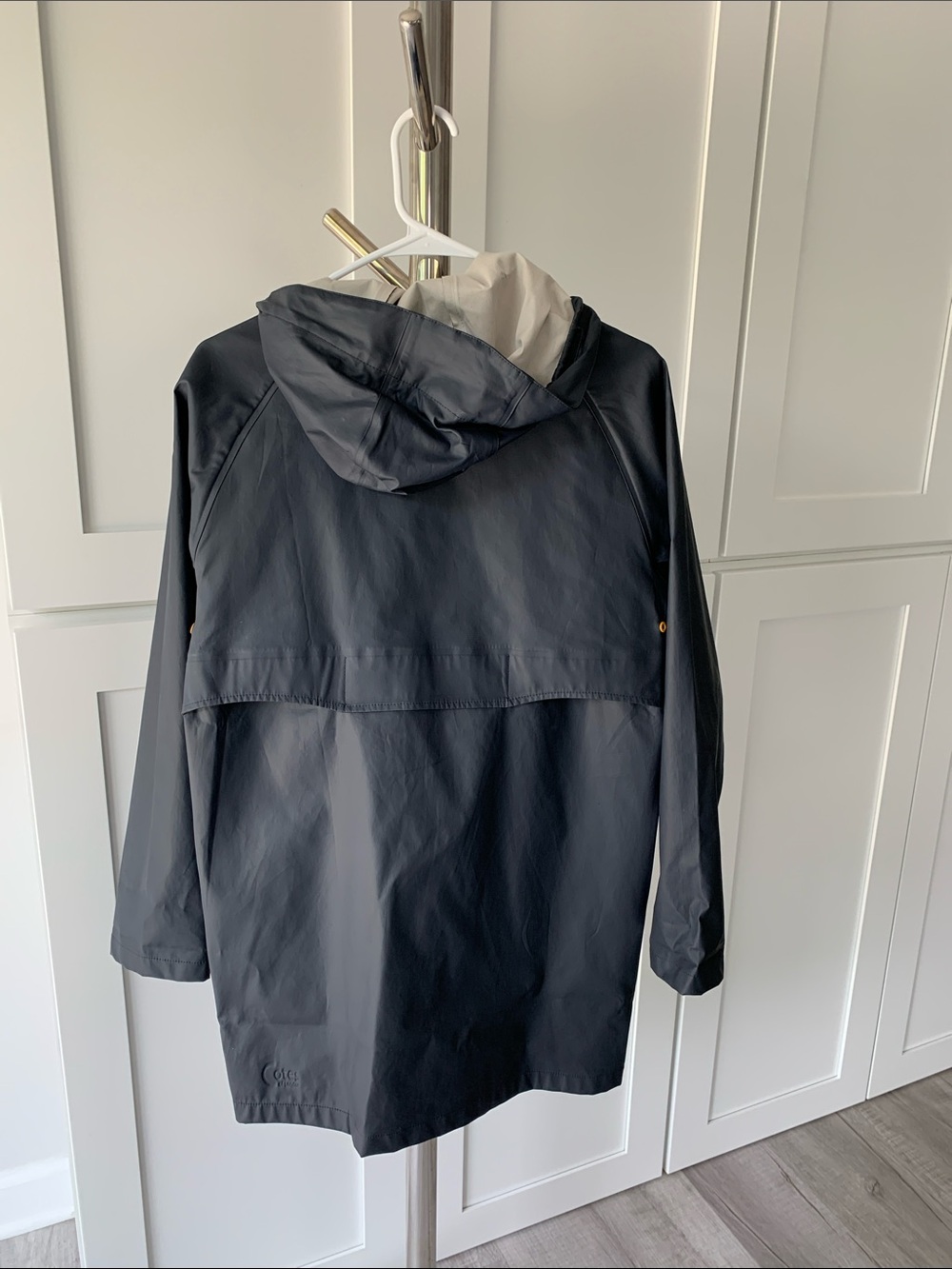 Cotes of London Women’s Hooded Navy Raincoat with Contrast Lining, Size XXS. - Picture 13 of 17